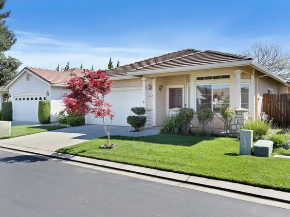 3260 Spring Garden Dr, Turlock, CA 95382