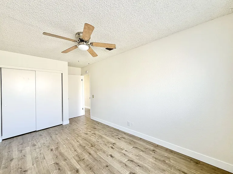 PS T 66738 — Photo 11