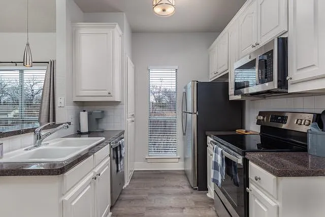 2801 Frazier Ave — Photo 14