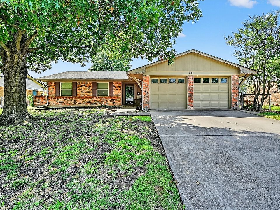 1st image of 818 Patricia Dr