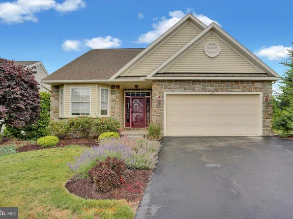 413 Westbury Dr, Reading, PA 19610