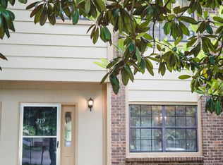 319 Autumn Ln, Madison, AL 35758