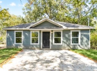 617 W Sabine St, Longview, TX 75601