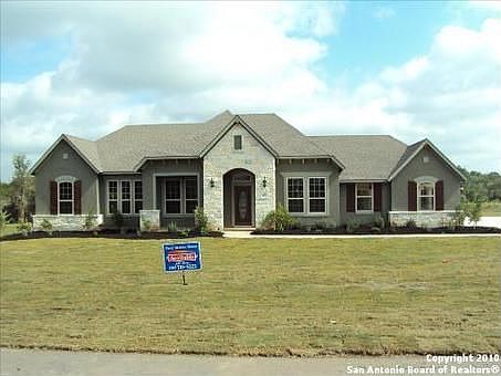 1st image of 207 Lowman Ln
