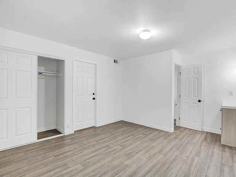 Viva Apartments — Photo 8