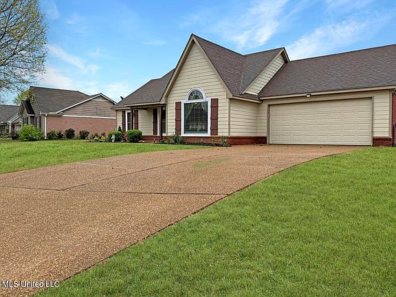 3rd image of 4251 Shadow Oaks Dr