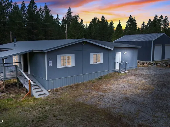 367 Hoop Loop Rd, Priest River, ID 83856