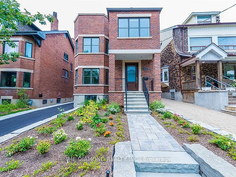188 Westminster Ave — Photo 2