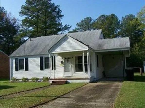 8 Algonquin St, Portsmouth, VA 23707