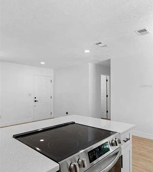 2240 Conway Dr — Photo 14