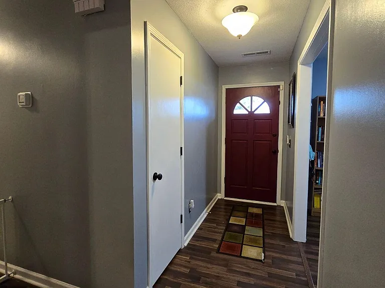 637 Sierra St — Photo 19