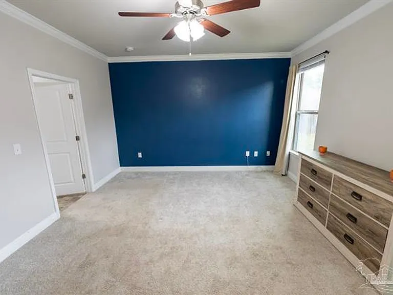 1060 Bretts Way — Photo 12