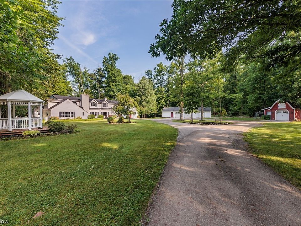 9276 Lindbergh Blvd, Olmsted Falls, OH 44138 Zillow