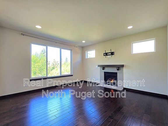 5th image of 5114 80th Ave NE