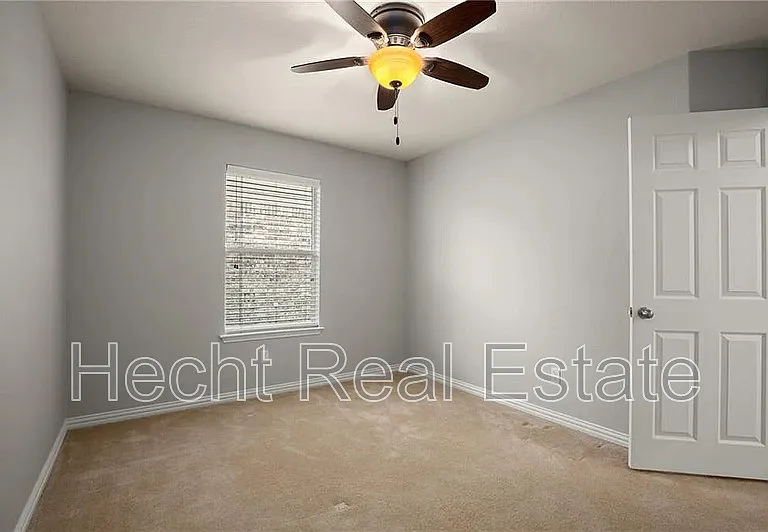 153 Carrington Dr — Photo 16
