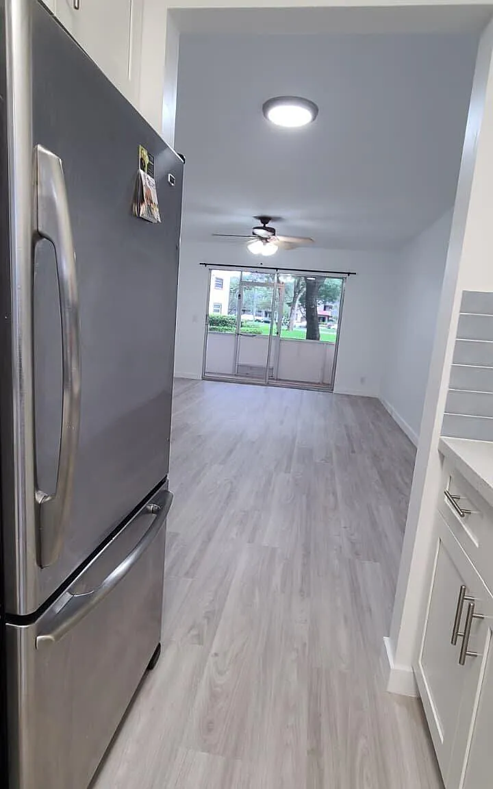 2 bed, 2.0 bath, 1020 sqft, $2,200 — Photo 1