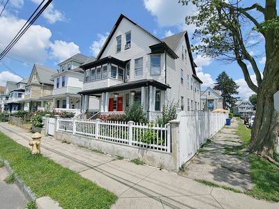 248 Davenport St, Bridgeport, CT, 06607