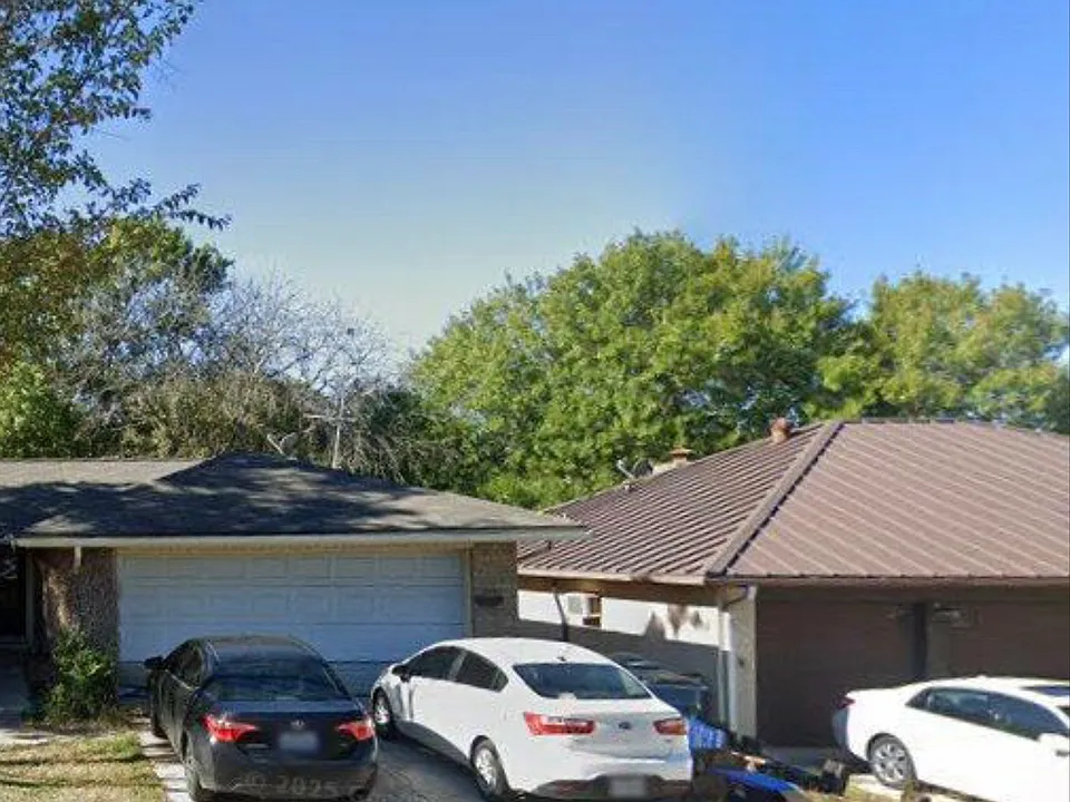 5009 Tiffany Ln