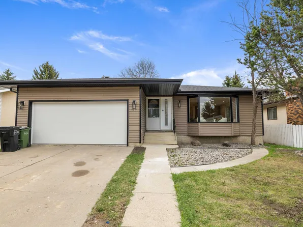 3515 105b St NW, Edmonton, AB T6J 2K9