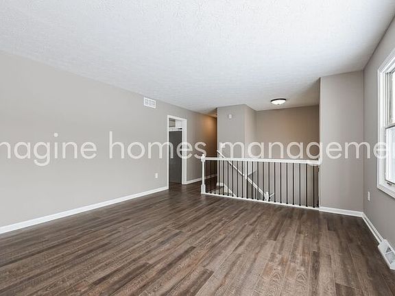 3rd image of 2386 Haverhill Rd