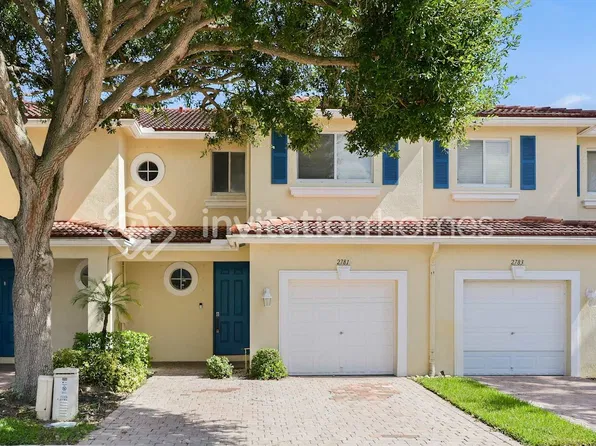 2781 S Evergreen Cir, Boynton Beach, FL 33426