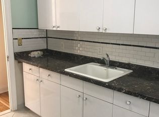 25-67 48th St #1, Astoria, NY 11103