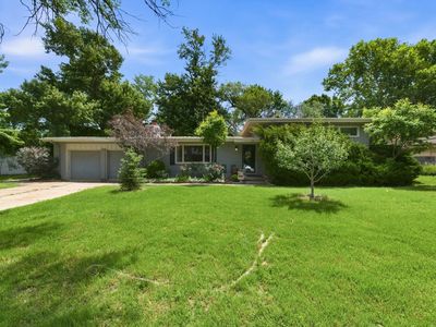 102 S Lochinvar St, Wichita, KS, 67207