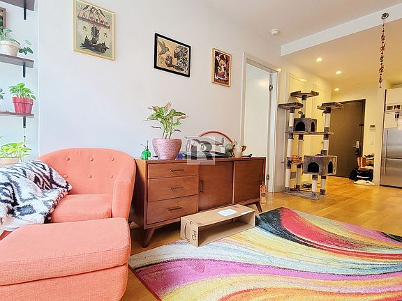 3rd image of 740 De Kalb Ave #201