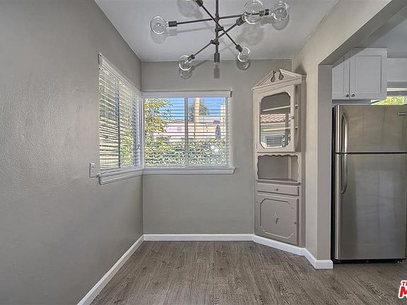 3rd image of 1169 Centinela Ave