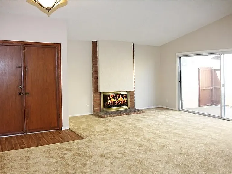 10715 El Silbido Ave — Photo 3