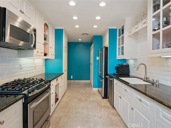 13331 Moorpark St APT 316, Sherman Oaks, CA 91423