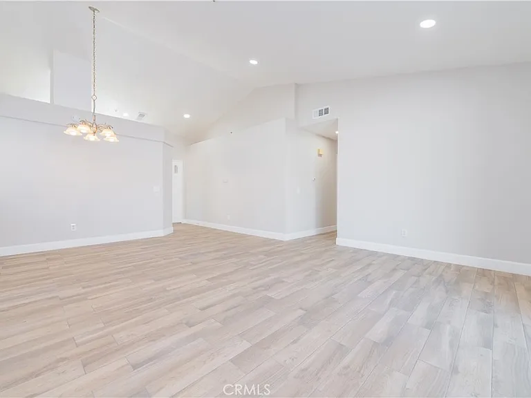 12032 Weeping Willow Ln — Photo 6