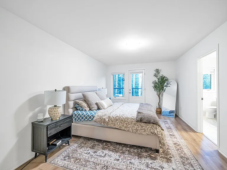 9 Esquire Way — Photo 19