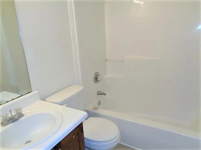302 Holland Ridge Dr — Photo 12