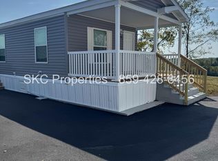 155 Blueberry Ln, Winchester, KY 40391