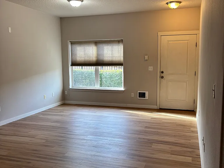 11167 SE Causey Cir — Photo 2