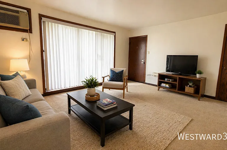 1665 Harbor Ave #S1 — Photo 1