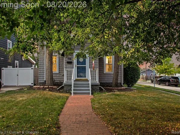 1118 Oxford Rd, Berkley, MI 48072