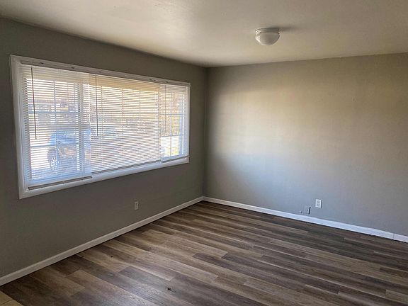 3rd image of 8830 Bermuda Dr