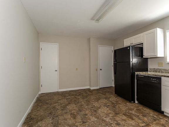 5th image of 1450 Night Dr