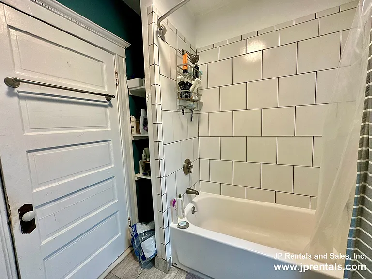 177 Wachusett St #1 — Photo 11