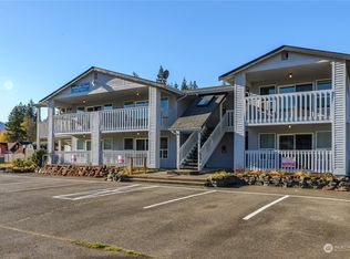 210 Washington Ave S, Eatonville, WA