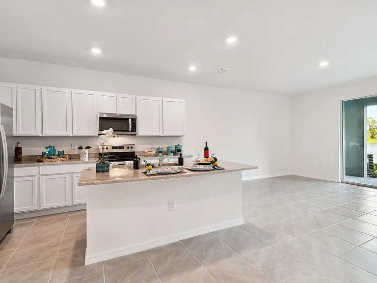 32935 Regent Canal St — Photo 24