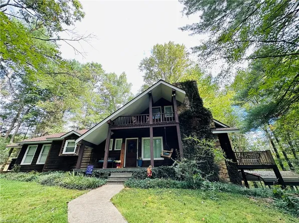 911 S Minton Rd, Wilkesboro, NC 28697