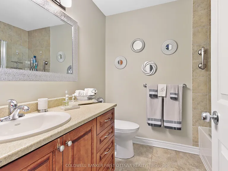 328 Fairlakes Way — Photo 13