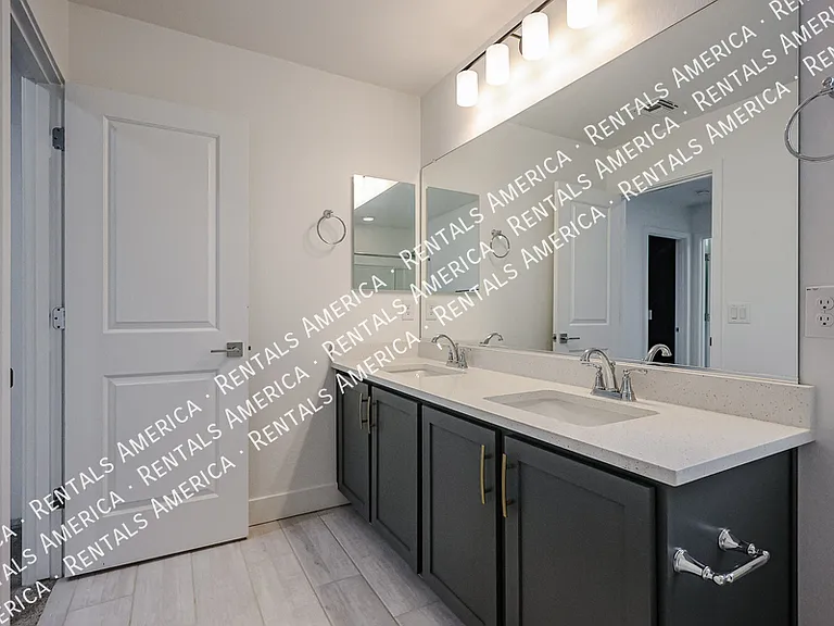 1656 S 83rd Way — Photo 19