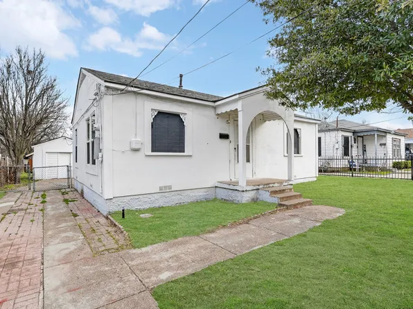 4123 Dawes Dr, Dallas, TX 75211