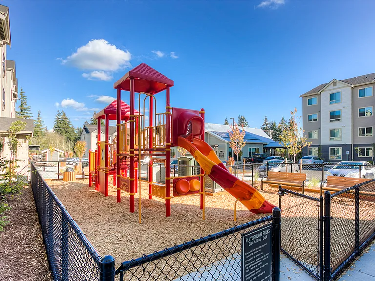 Puget Park — Photo 19