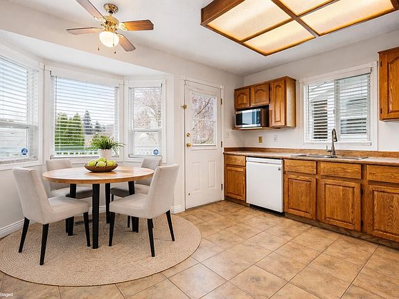 4th image of 5750 Carter Rd