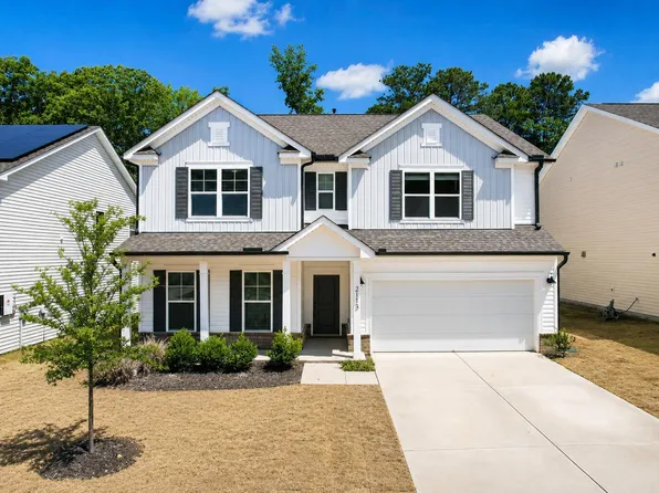 2113 Bethpage Dr, Fuquay Varina, NC 27526
